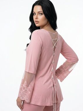 Lace detail tunic